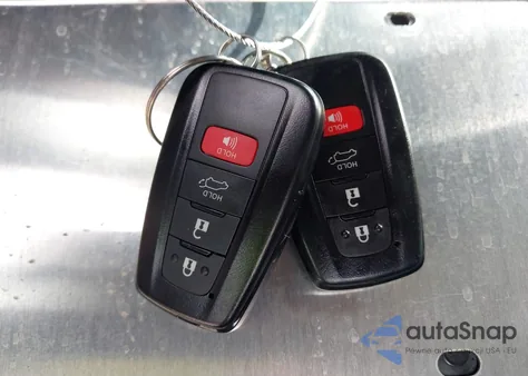 2024 Toyota Rav4 Xle/Woodland Edition z USA, uszkodzony, nr VIN 2T3RWRFV4RW239153